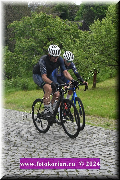 Náhled obrázku: 2024-1050-Sudety-tour-Broumov.JPG