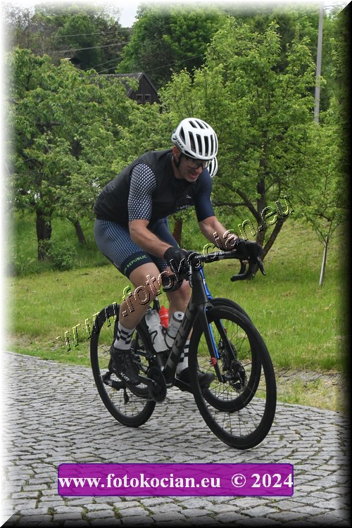 Náhled obrázku: 2024-1051-Sudety-tour-Broumov.JPG