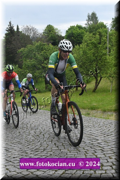 Náhled obrázku: 2024-1074-Sudety-tour-Broumov.JPG