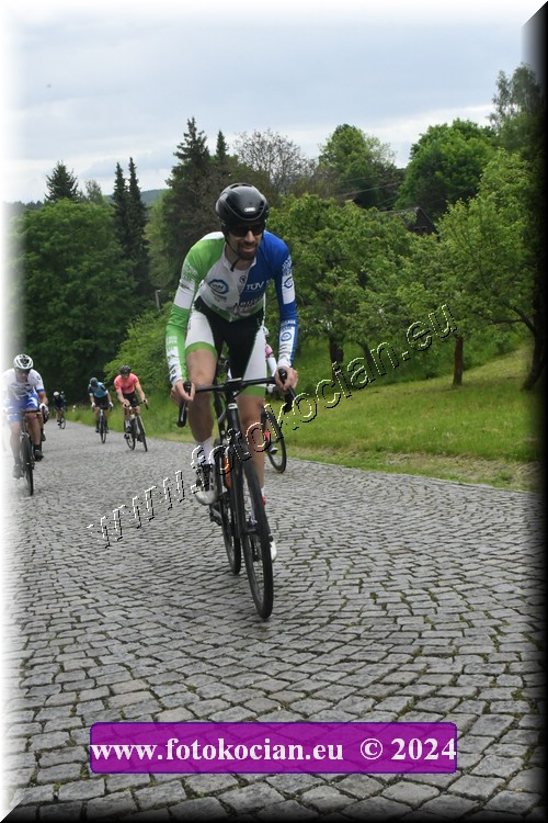 Náhled obrázku: 2024-1079-Sudety-tour-Broumov.JPG