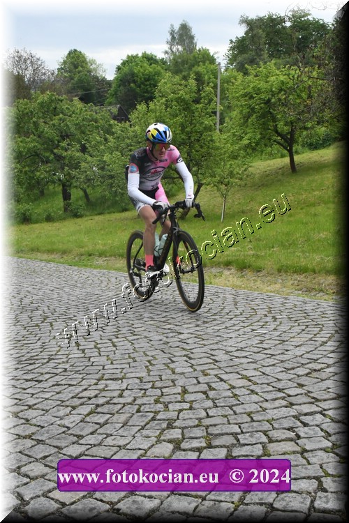 Náhled obrázku: 2024-1081-Sudety-tour-Broumov.JPG