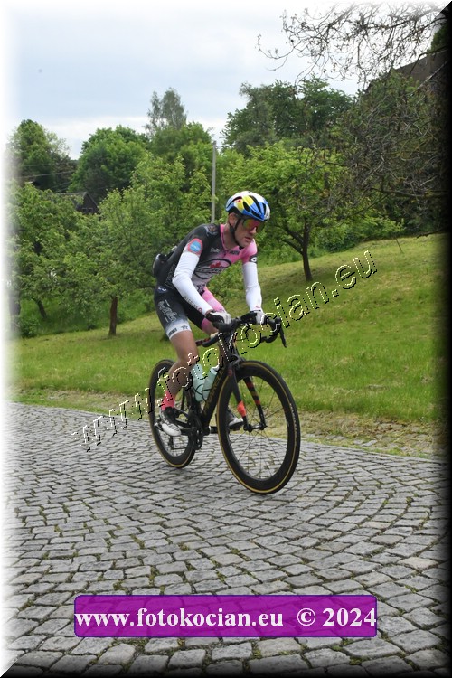 Náhled obrázku: 2024-1082-Sudety-tour-Broumov.JPG