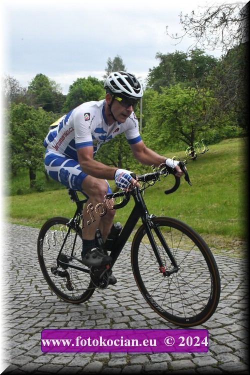 Náhled obrázku: 2024-1084-Sudety-tour-Broumov.JPG