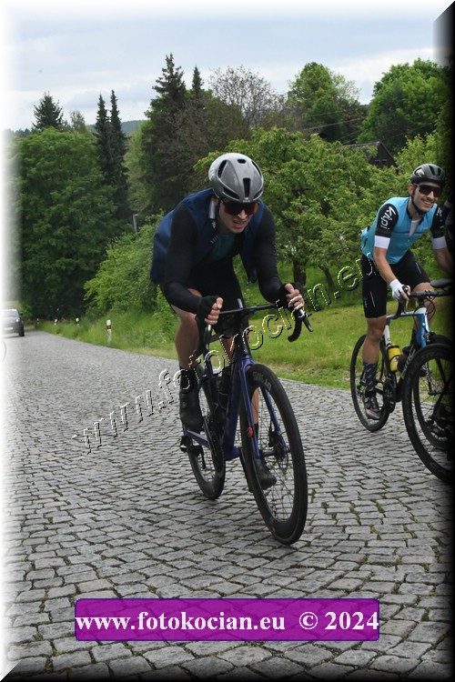 Náhled obrázku: 2024-1089-Sudety-tour-Broumov.JPG