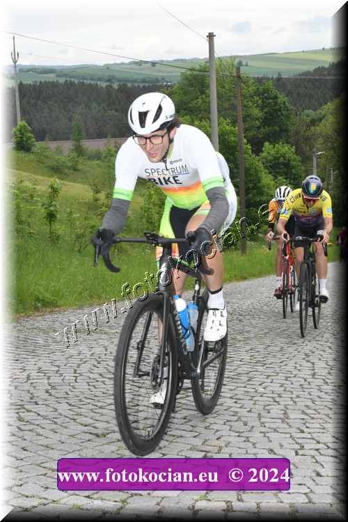 Náhled obrázku: 2024-1098-Sudety-tour-Broumov.JPG