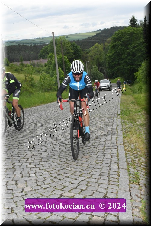 Náhled obrázku: 2024-1120-Sudety-tour-Broumov.JPG