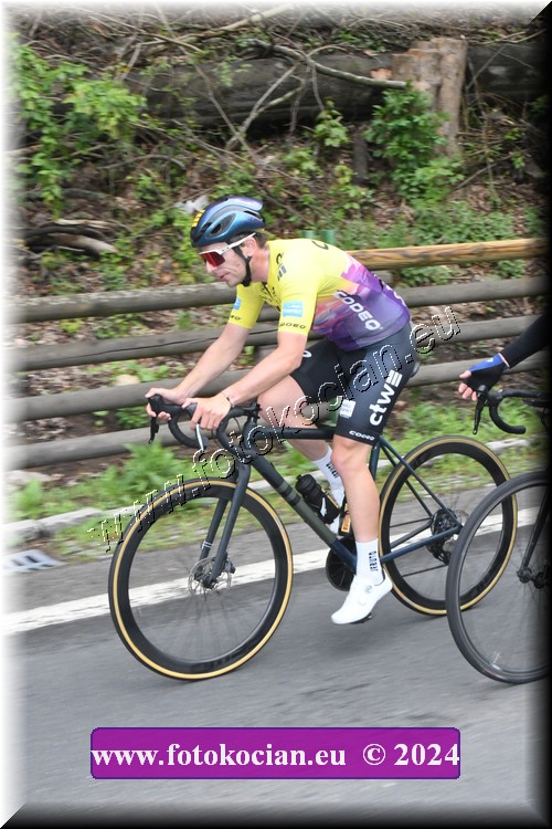 Náhled obrázku: 2024-1158-Sudety-tour-Broumov.JPG