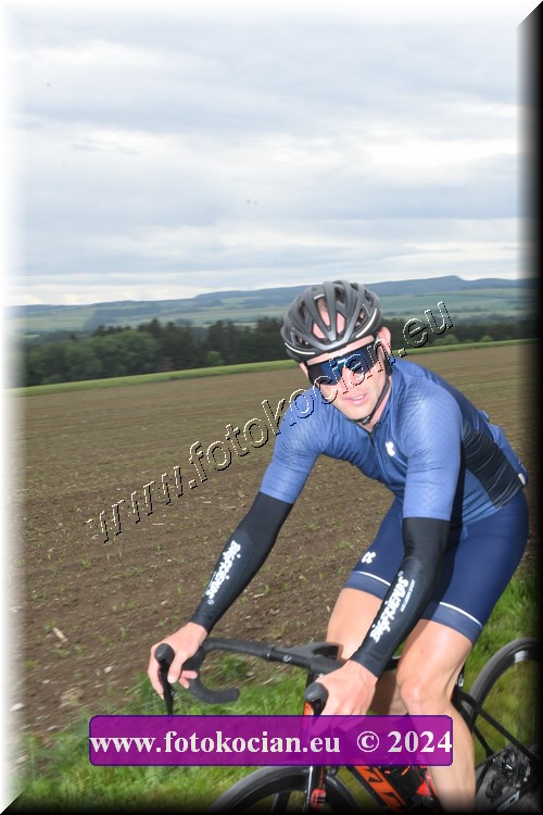 Náhled obrázku: 2024-1175-Sudety-tour-Broumov.JPG