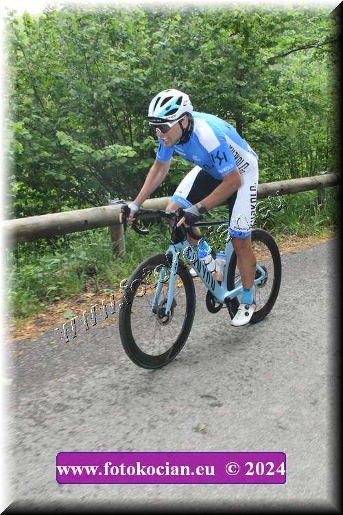 Náhled obrázku: 2024-1182-Sudety-tour-Broumov.JPG