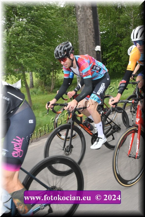 Náhled obrázku: 2024-1196-Sudety-tour-Broumov.JPG