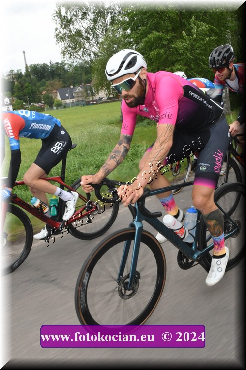 Náhled obrázku: 2024-1197-Sudety-tour-Broumov.JPG