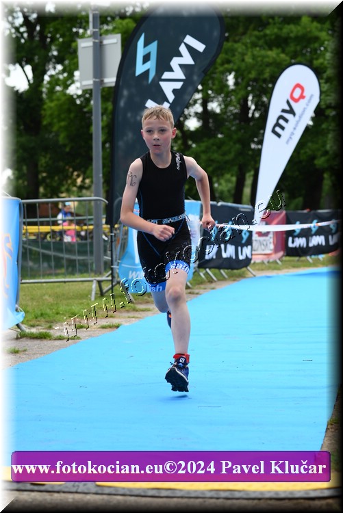 Náhled obrázku: 2024-3302-Podebradsky-triatlon-.JPG