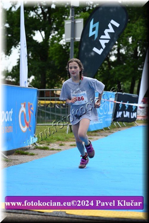 Náhled obrázku: 2024-3305-Podebradsky-triatlon-.JPG