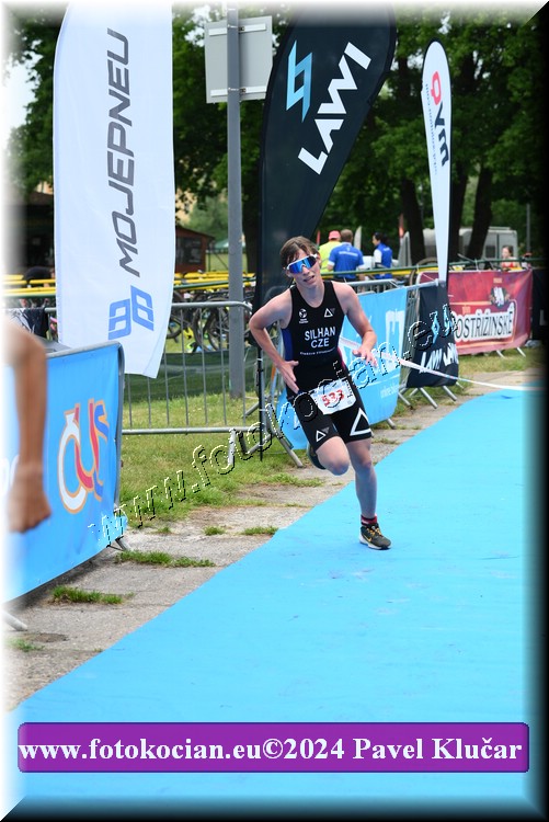 Náhled obrázku: 2024-3372-Podebradsky-triatlon-.JPG