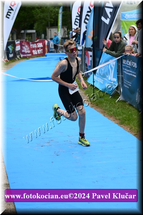 Náhled obrázku: 2024-3411-Podebradsky-triatlon-.JPG