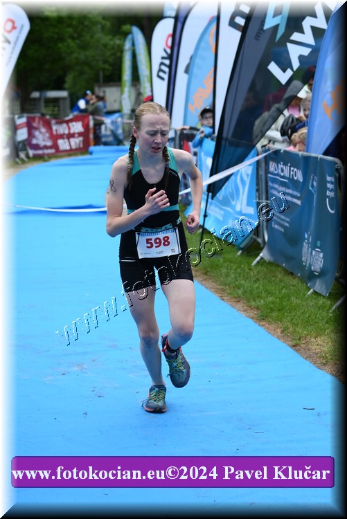 Náhled obrázku: 2024-3437-Podebradsky-triatlon-.JPG