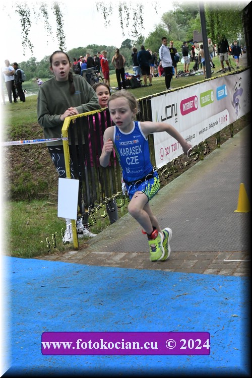 Náhled obrázku: 2024-1232-Podebradsky-triatlon-.JPG