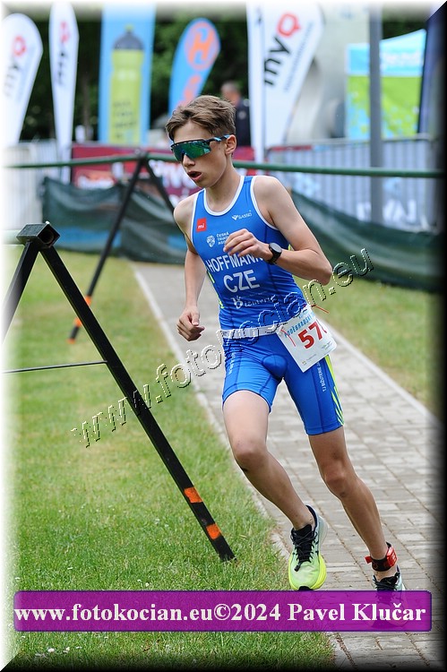 Náhled obrázku: 2024-3472-Podebradsky-triatlon-.JPG