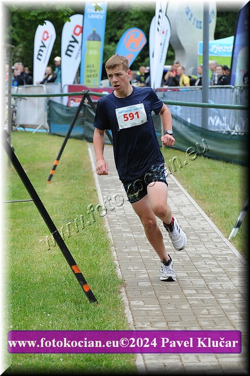 Náhled obrázku: 2024-3510-Podebradsky-triatlon-.JPG