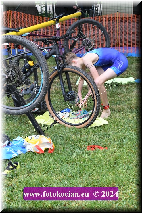 Náhled obrázku: 2024-1284-Podebradsky-triatlon-.JPG