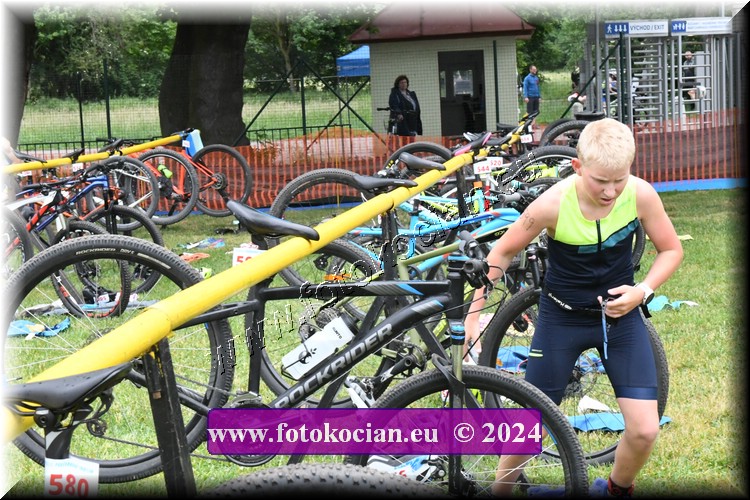 Náhled obrázku: 2024-1293-Podebradsky-triatlon-.JPG