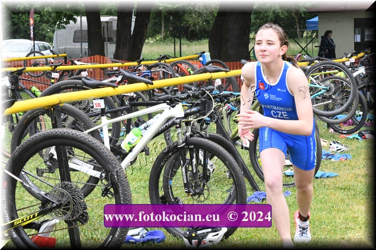 Náhled obrázku: 2024-1295-Podebradsky-triatlon-.JPG