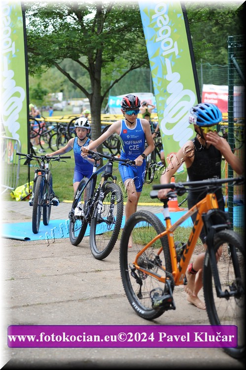 Náhled obrázku: 2024-3207-Podebradsky-triatlon-.JPG