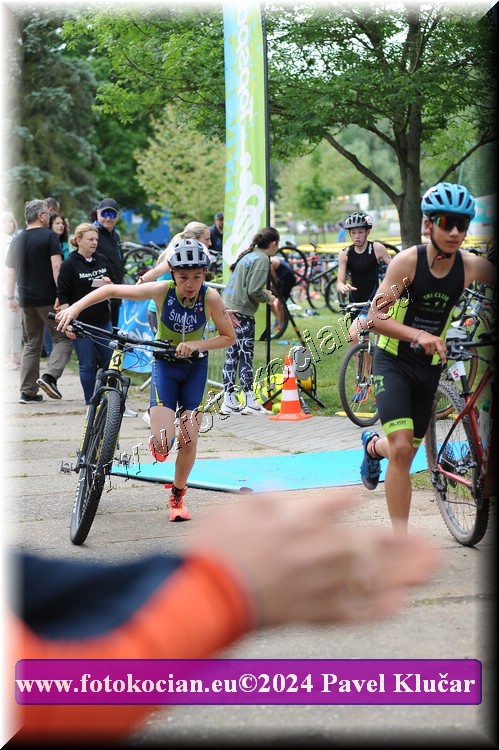 Náhled obrázku: 2024-3226-Podebradsky-triatlon-.JPG