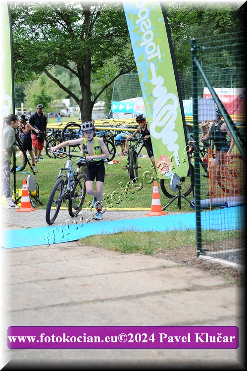 Náhled obrázku: 2024-3233-Podebradsky-triatlon-.JPG