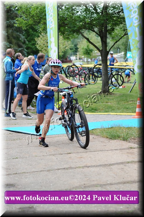 Náhled obrázku: 2024-3246-Podebradsky-triatlon-.JPG