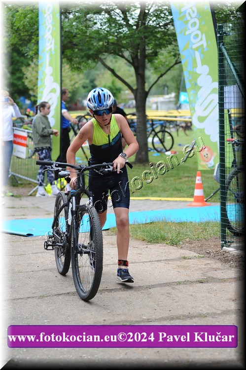 Náhled obrázku: 2024-3251-Podebradsky-triatlon-.JPG