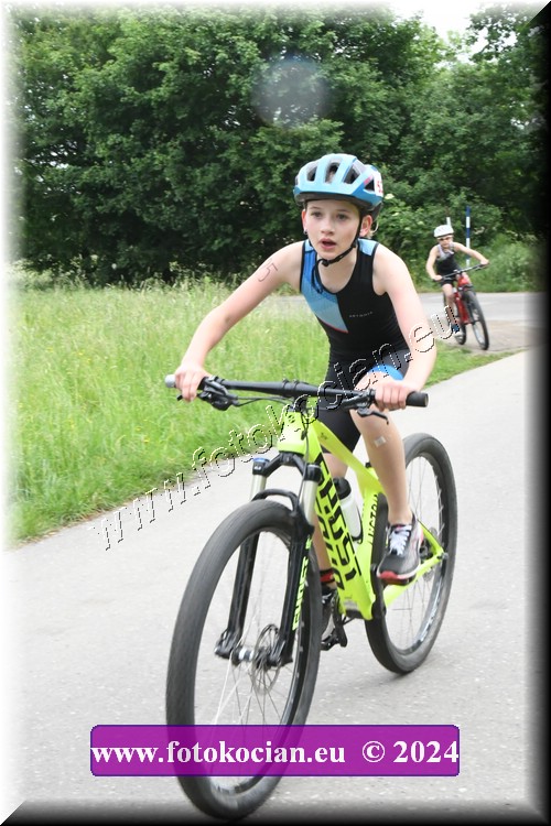 Náhled obrázku: 2024-1149-Podebradsky-triatlon-.JPG