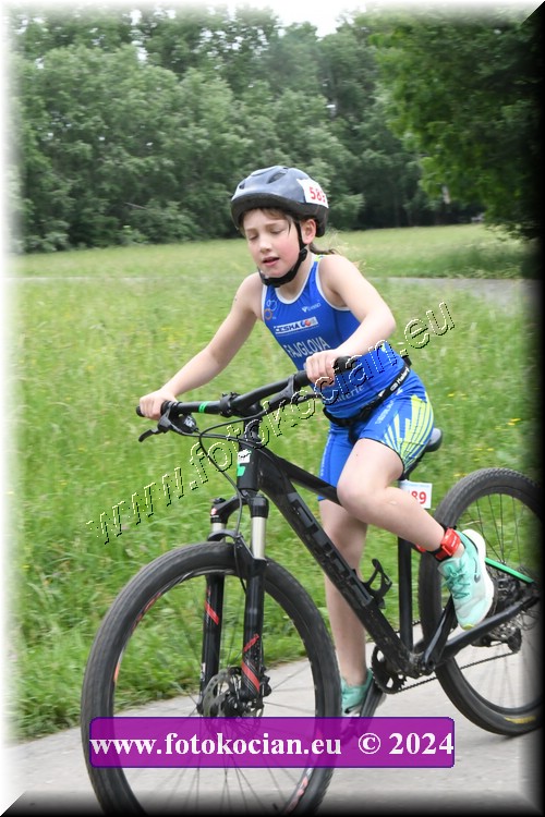 Náhled obrázku: 2024-1156-Podebradsky-triatlon-.JPG