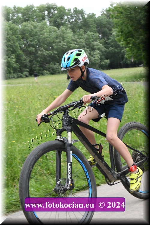 Náhled obrázku: 2024-1159-Podebradsky-triatlon-.JPG