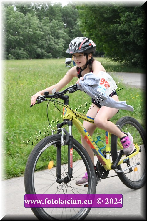 Náhled obrázku: 2024-1164-Podebradsky-triatlon-.JPG