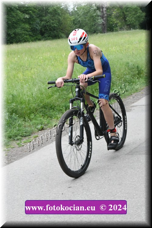 Náhled obrázku: 2024-1182-Podebradsky-triatlon-.JPG