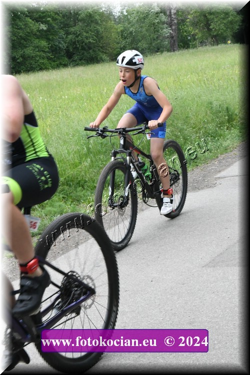 Náhled obrázku: 2024-1184-Podebradsky-triatlon-.JPG