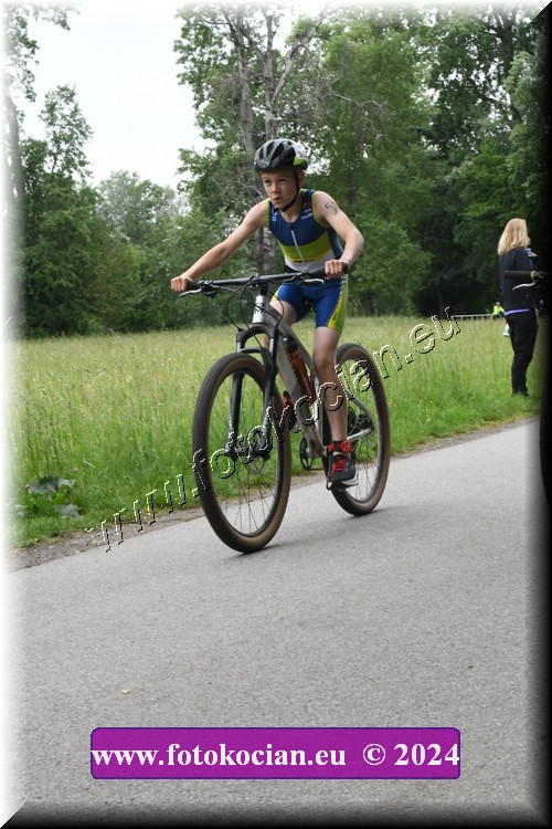 Náhled obrázku: 2024-1202-Podebradsky-triatlon-.JPG