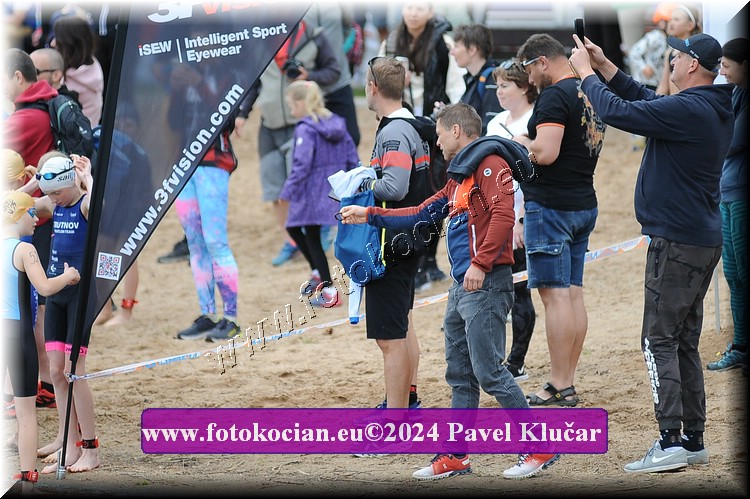 Náhled obrázku: 2024-3013-Podebradsky-triatlon-.JPG