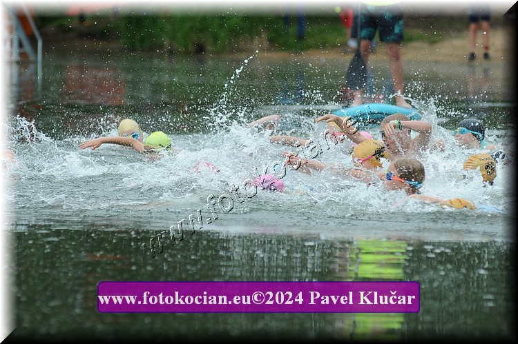 Náhled obrázku: 2024-3044-Podebradsky-triatlon-.JPG