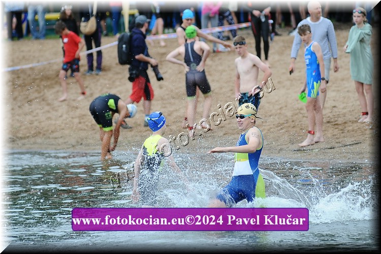 Náhled obrázku: 2024-3093-Podebradsky-triatlon-.JPG
