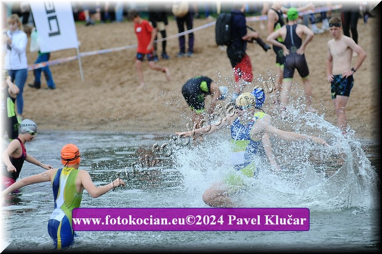 Náhled obrázku: 2024-3094-Podebradsky-triatlon-.JPG