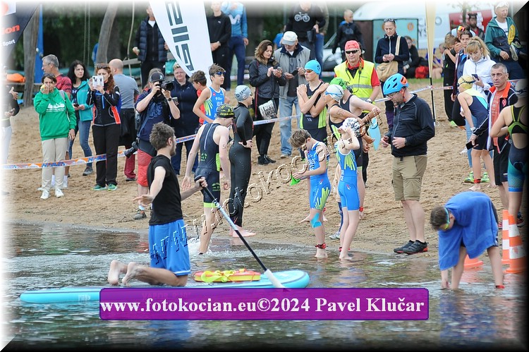 Náhled obrázku: 2024-3100-Podebradsky-triatlon-.JPG