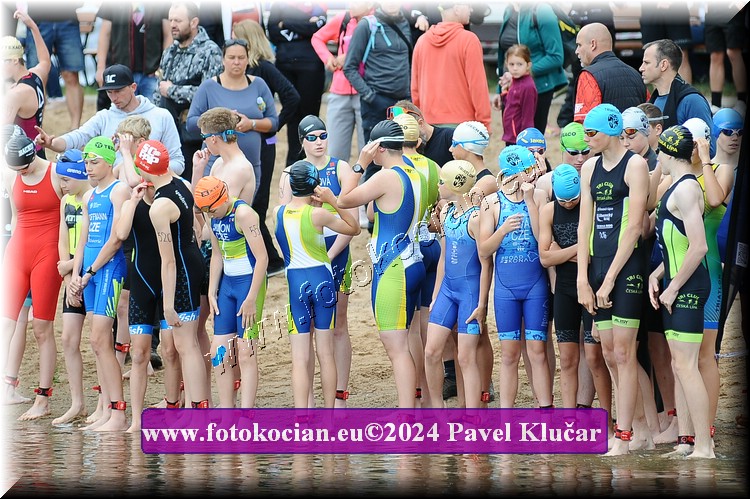 Náhled obrázku: 2024-3126-Podebradsky-triatlon-.JPG