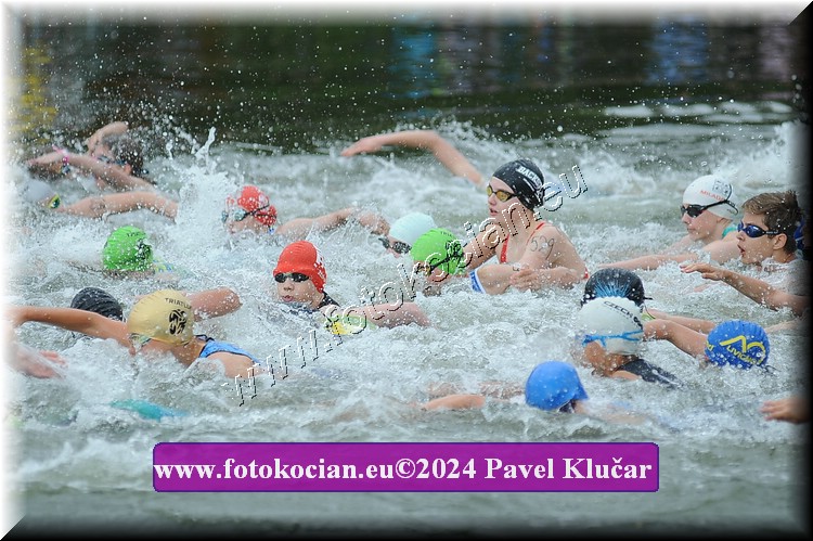 Náhled obrázku: 2024-3168-Podebradsky-triatlon-.JPG