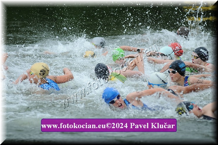 Náhled obrázku: 2024-3172-Podebradsky-triatlon-.JPG