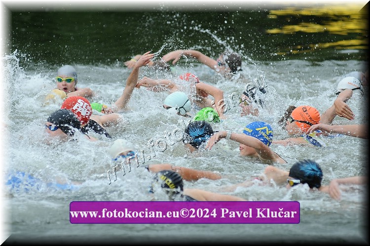 Náhled obrázku: 2024-3173-Podebradsky-triatlon-.JPG