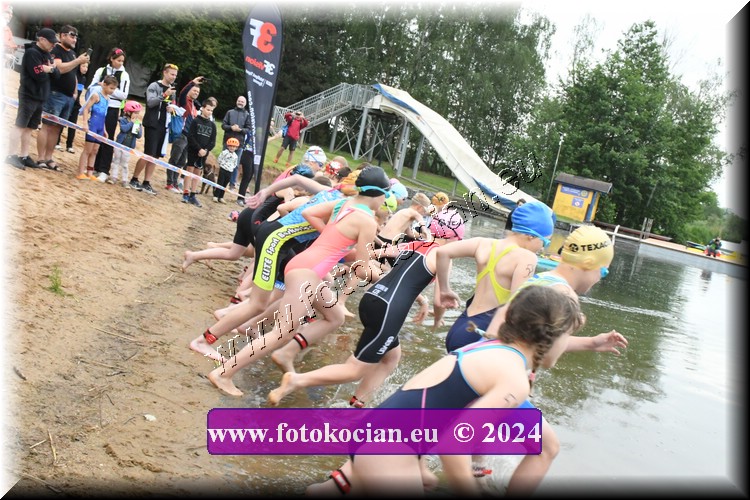 Náhled obrázku: 2024-1000-Podebradsky-triatlon-.JPG
