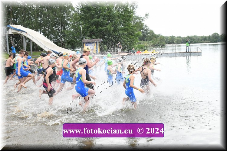Náhled obrázku: 2024-1060-Podebradsky-triatlon-.JPG