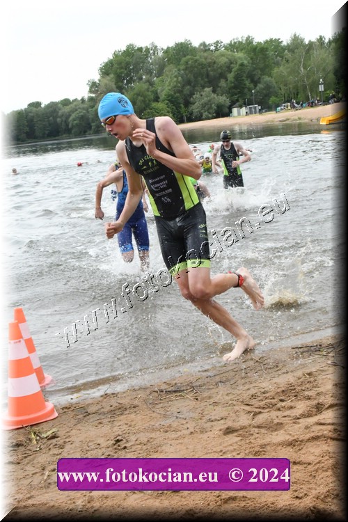 Náhled obrázku: 2024-1065-Podebradsky-triatlon-.JPG